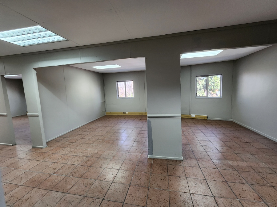 To Let Commercial Property for Rent in Koedoespoort Industrial Gauteng