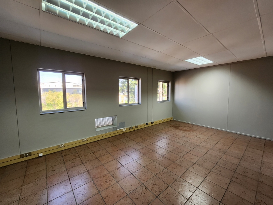 To Let Commercial Property for Rent in Koedoespoort Industrial Gauteng
