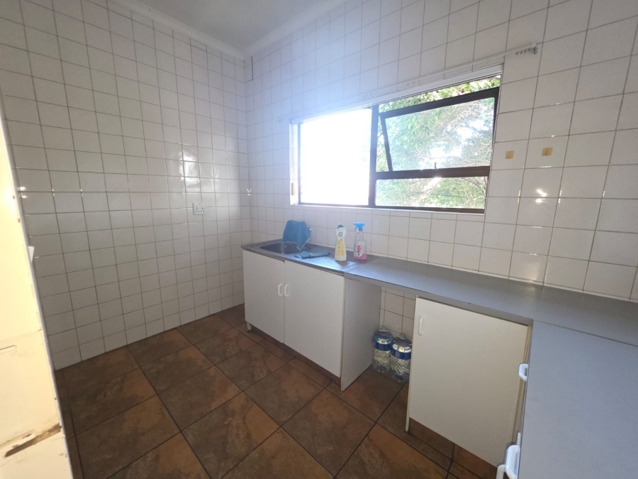 To Let Commercial Property for Rent in Farrar Park Gauteng