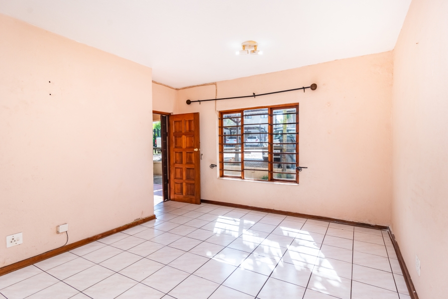 3 Bedroom Property for Sale in Rangeview Gauteng