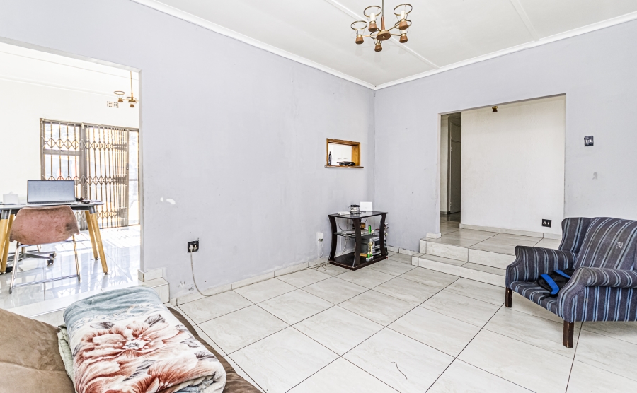 4 Bedroom Property for Sale in Bosmont Gauteng