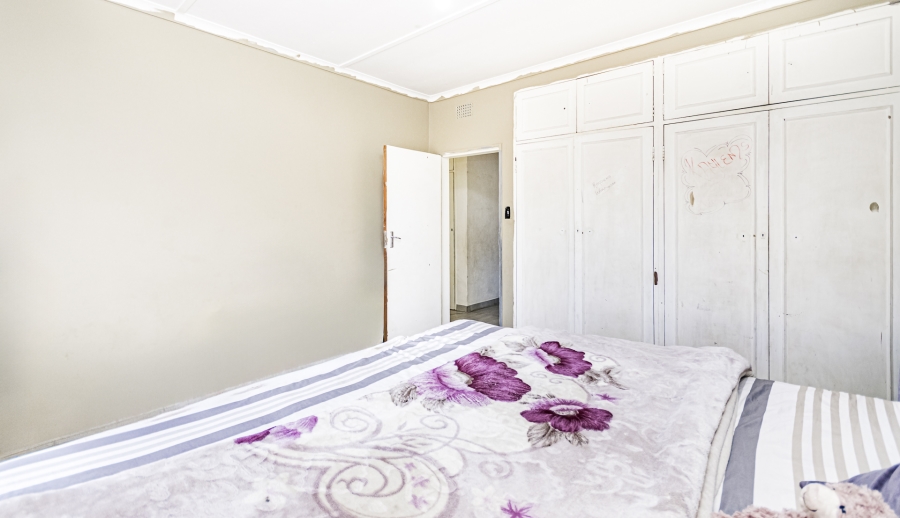 4 Bedroom Property for Sale in Bosmont Gauteng