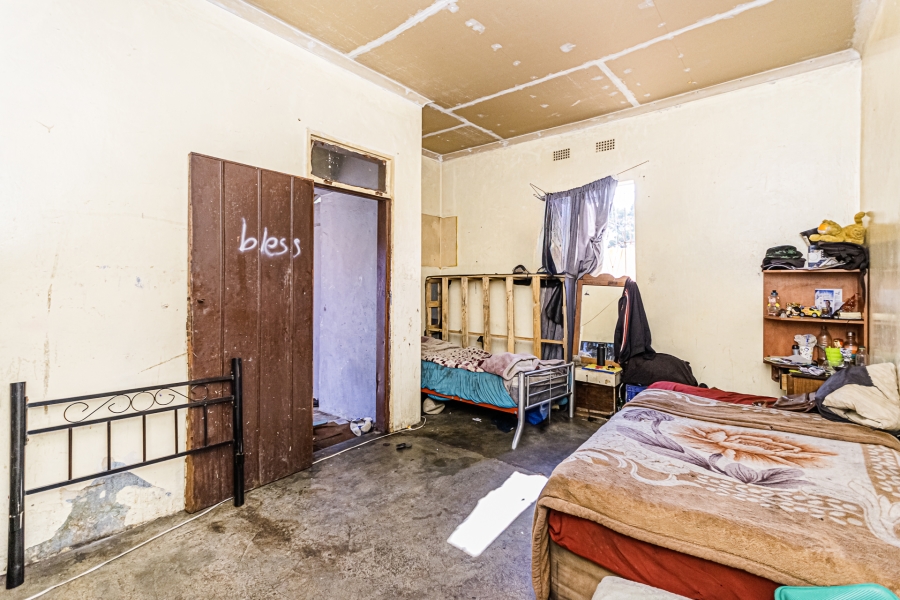 4 Bedroom Property for Sale in Bosmont Gauteng