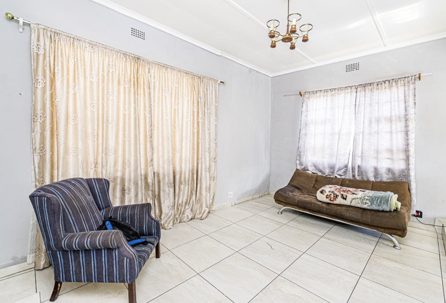 4 Bedroom Property for Sale in Bosmont Gauteng