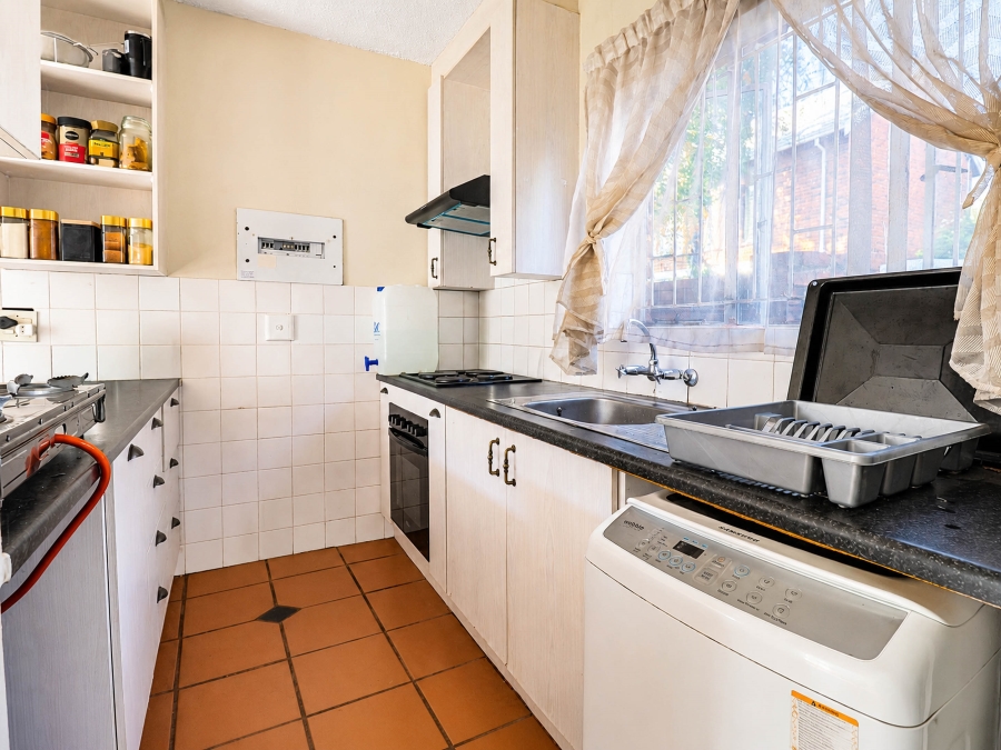 1 Bedroom Property for Sale in Pierre Van Ryneveld Gauteng
