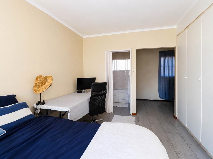 1 Bedroom Property for Sale in Pierre Van Ryneveld Gauteng