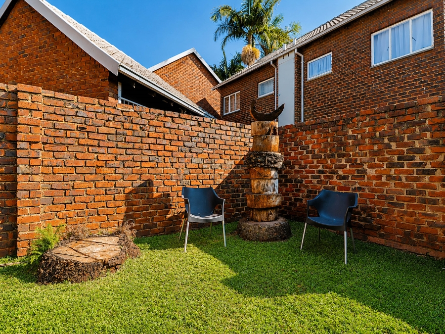 1 Bedroom Property for Sale in Pierre Van Ryneveld Gauteng
