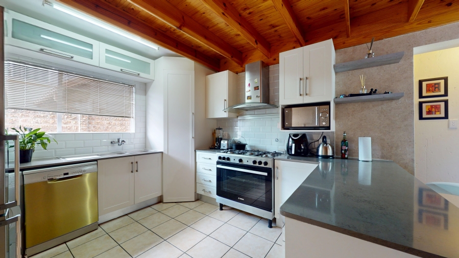 4 Bedroom Property for Sale in Ravenswood Gauteng