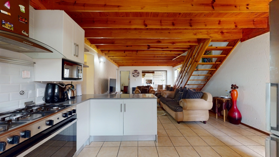 4 Bedroom Property for Sale in Ravenswood Gauteng