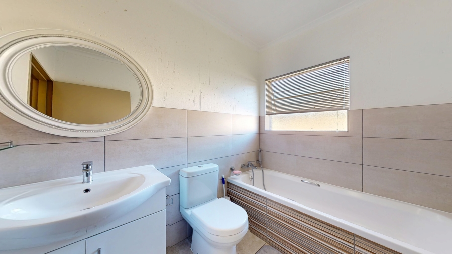 4 Bedroom Property for Sale in Ravenswood Gauteng