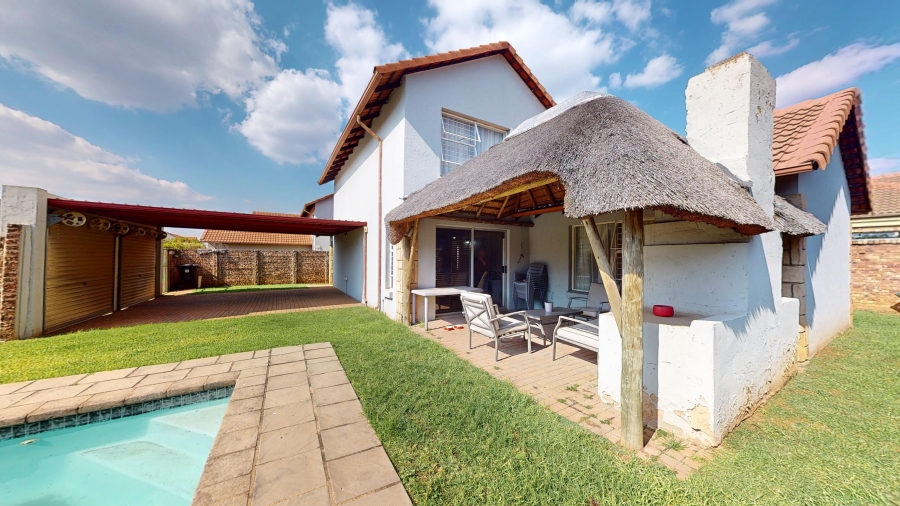 4 Bedroom Property for Sale in Ravenswood Gauteng