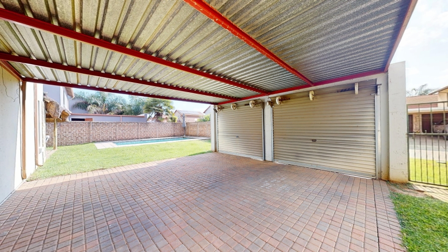 4 Bedroom Property for Sale in Ravenswood Gauteng