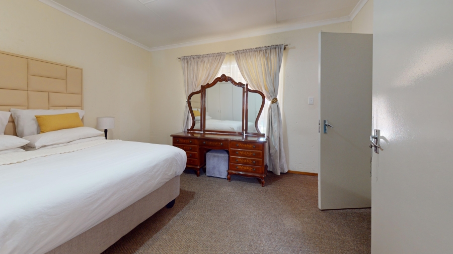 4 Bedroom Property for Sale in Ravenswood Gauteng
