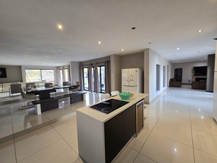 To Let 4 Bedroom Property for Rent in Pebble Rock Golf Village Gauteng
