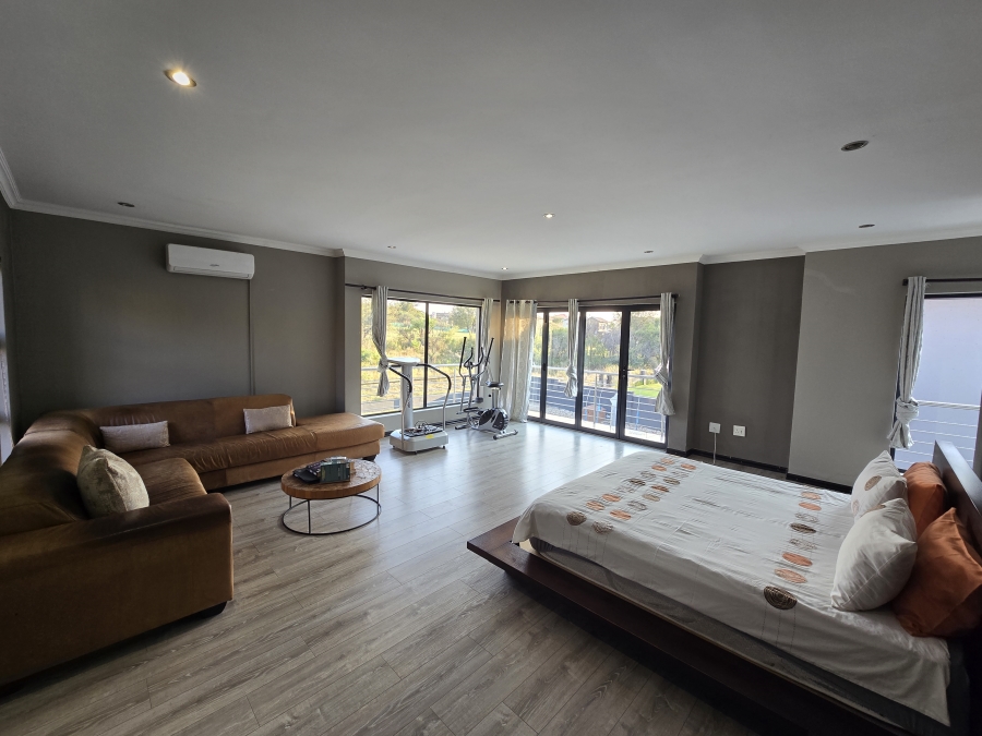 To Let 4 Bedroom Property for Rent in Pebble Rock Golf Village Gauteng