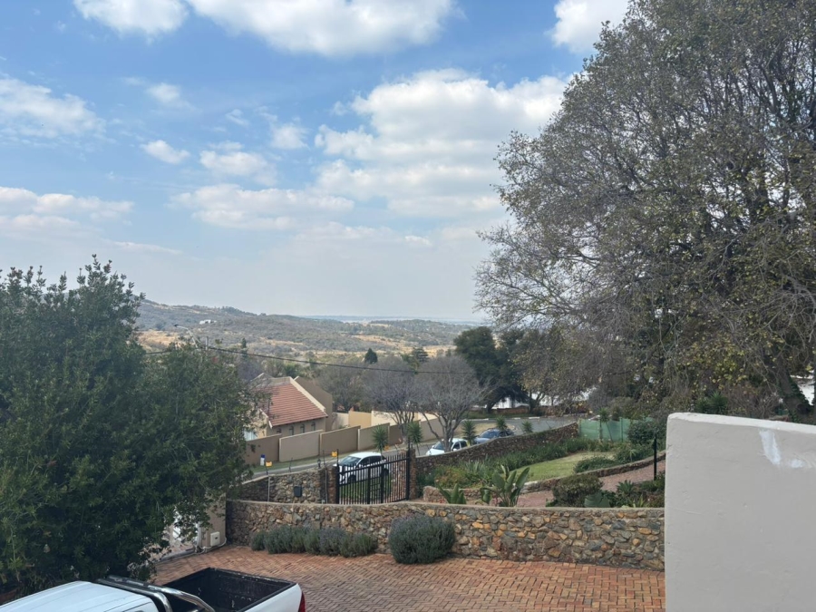 4 Bedroom Property for Sale in Kibler Park Gauteng