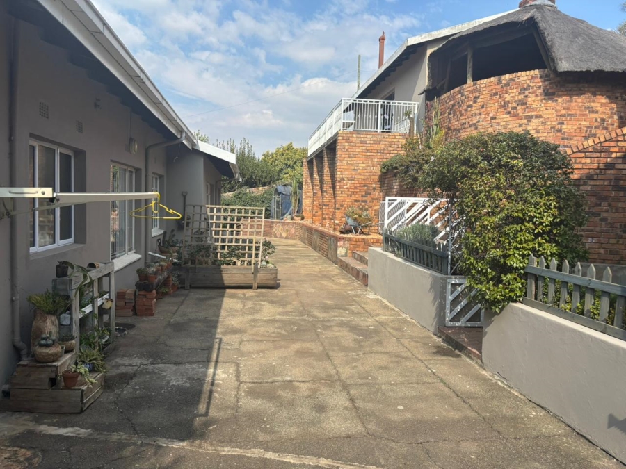 4 Bedroom Property for Sale in Kibler Park Gauteng