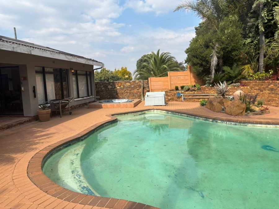 4 Bedroom Property for Sale in Kibler Park Gauteng