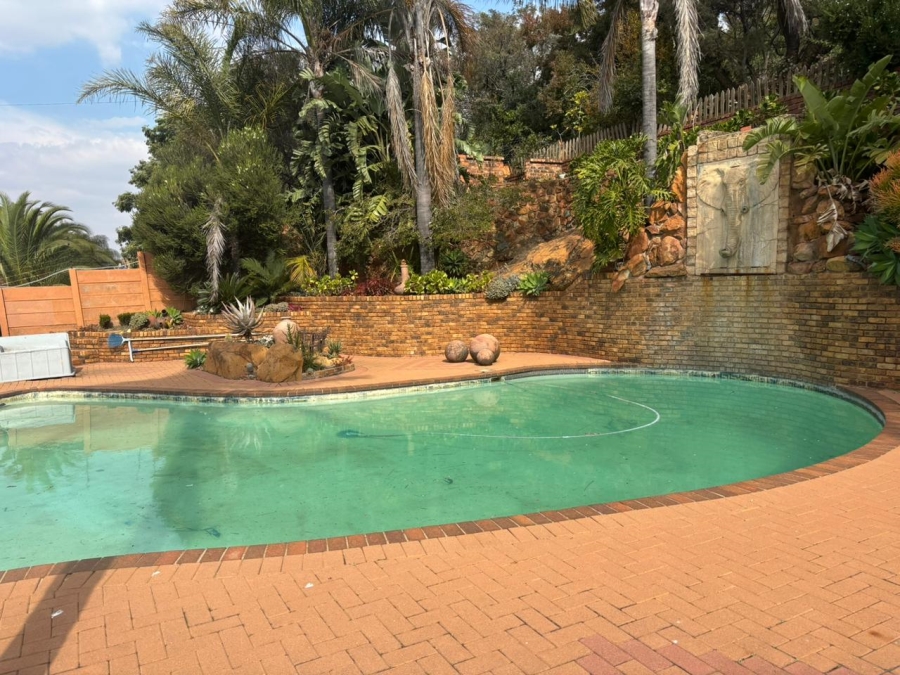 4 Bedroom Property for Sale in Kibler Park Gauteng