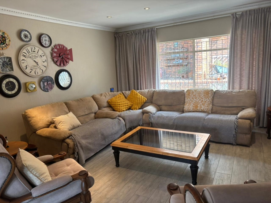 4 Bedroom Property for Sale in Kibler Park Gauteng
