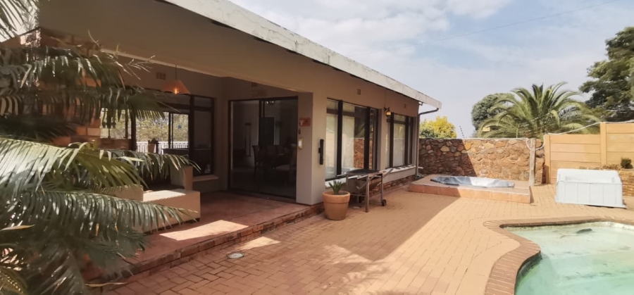 4 Bedroom Property for Sale in Kibler Park Gauteng