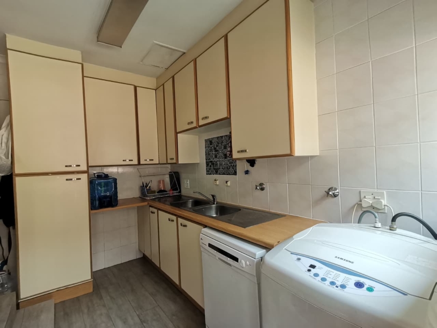 4 Bedroom Property for Sale in Kibler Park Gauteng