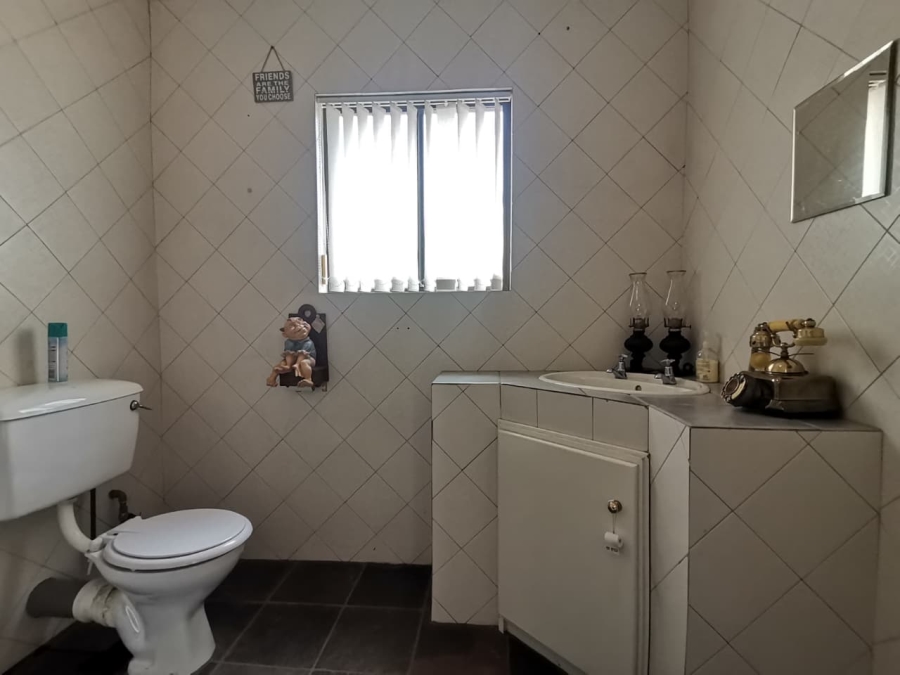4 Bedroom Property for Sale in Kibler Park Gauteng