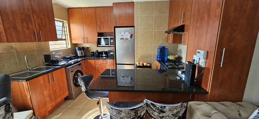 2 Bedroom Property for Sale in New Redruth Gauteng