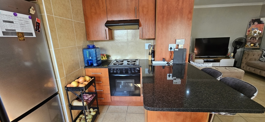 2 Bedroom Property for Sale in New Redruth Gauteng