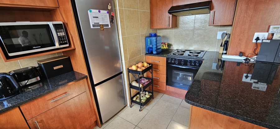 2 Bedroom Property for Sale in New Redruth Gauteng