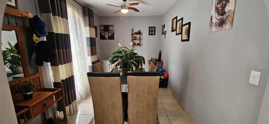 2 Bedroom Property for Sale in South Crest Gauteng