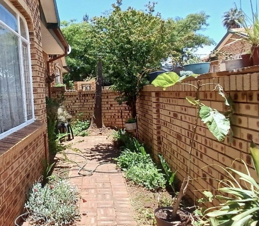 2 Bedroom Property for Sale in Randpoort Gauteng