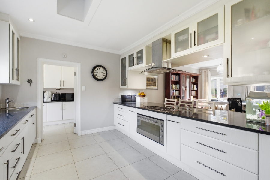 4 Bedroom Property for Sale in Bryanston Gauteng