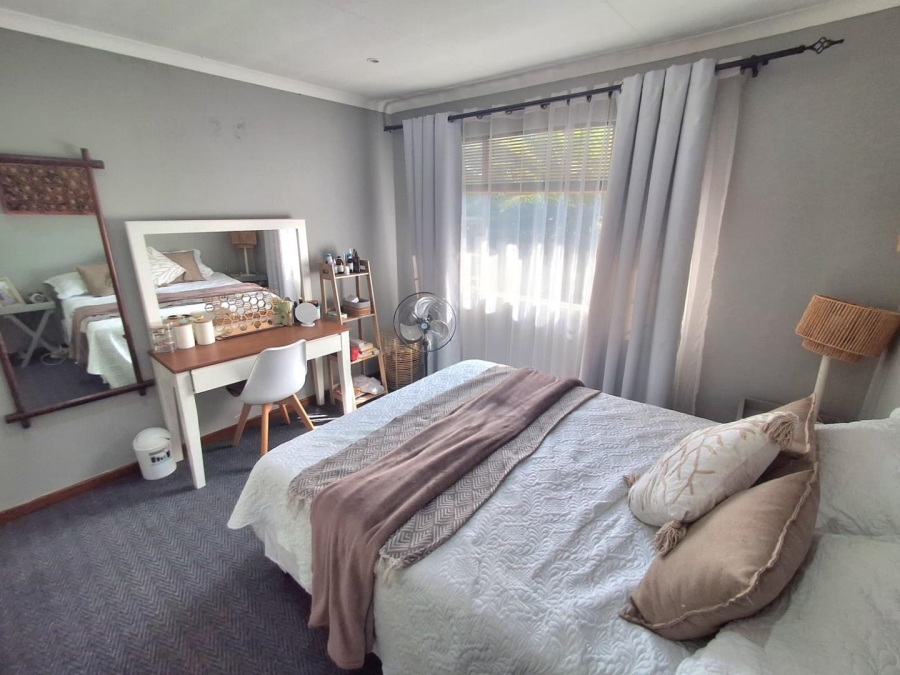 2 Bedroom Property for Sale in Verwoerdpark Gauteng