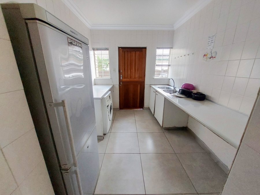 To Let 1 Bedroom Property for Rent in Westdene Gauteng