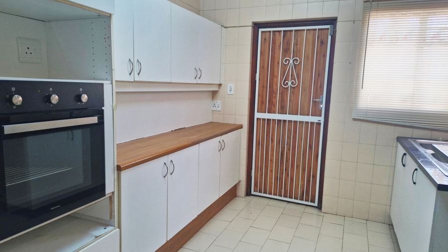 3 Bedroom Property for Sale in Corlett Gardens Gauteng