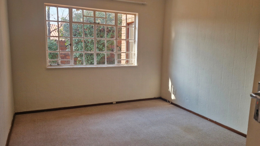 3 Bedroom Property for Sale in Corlett Gardens Gauteng
