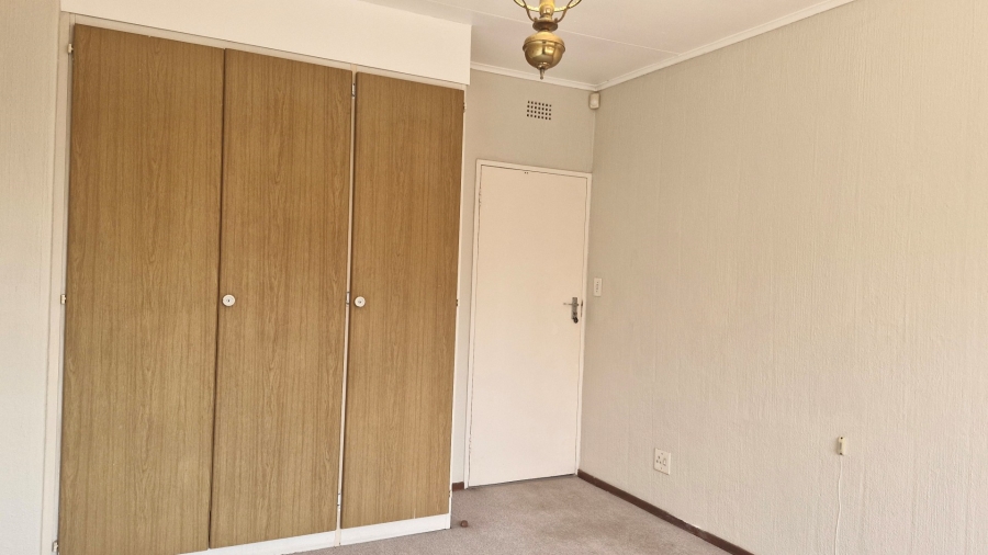 3 Bedroom Property for Sale in Corlett Gardens Gauteng