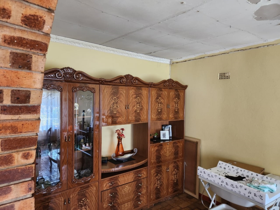 3 Bedroom Property for Sale in Crystal Park Gauteng