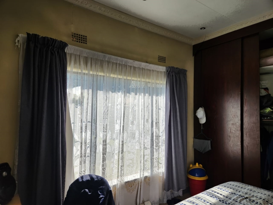 3 Bedroom Property for Sale in Crystal Park Gauteng