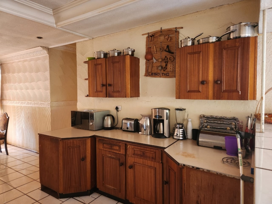 3 Bedroom Property for Sale in Crystal Park Gauteng