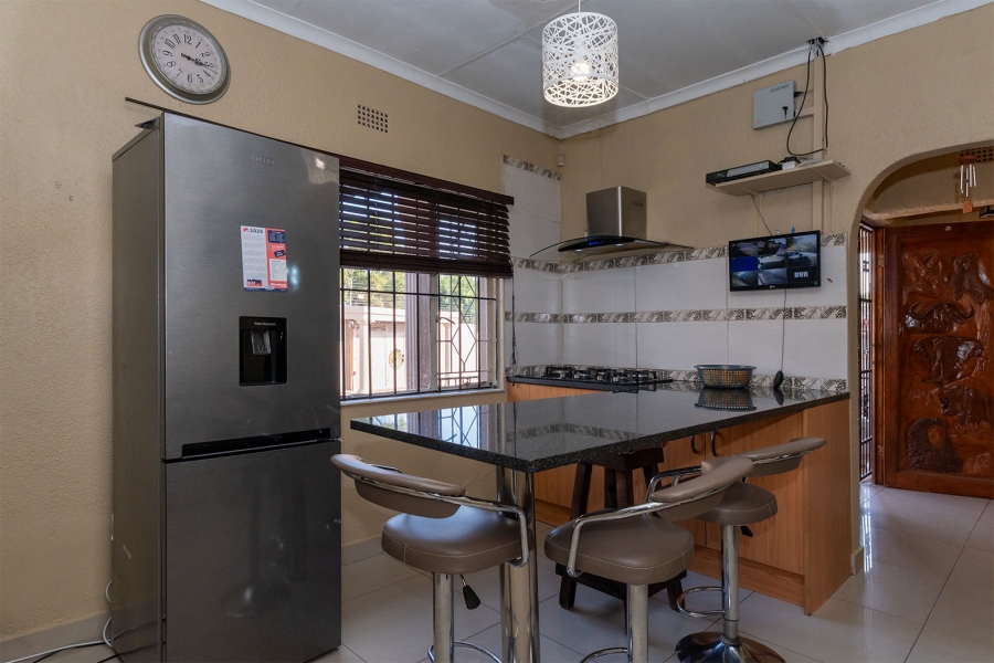 6 Bedroom Property for Sale in Esther Park Gauteng
