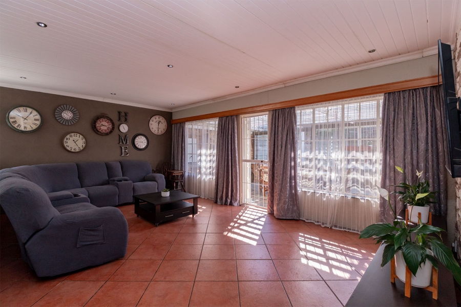 3 Bedroom Property for Sale in Van Riebeeck Park Gauteng