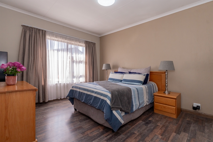 3 Bedroom Property for Sale in Van Riebeeck Park Gauteng