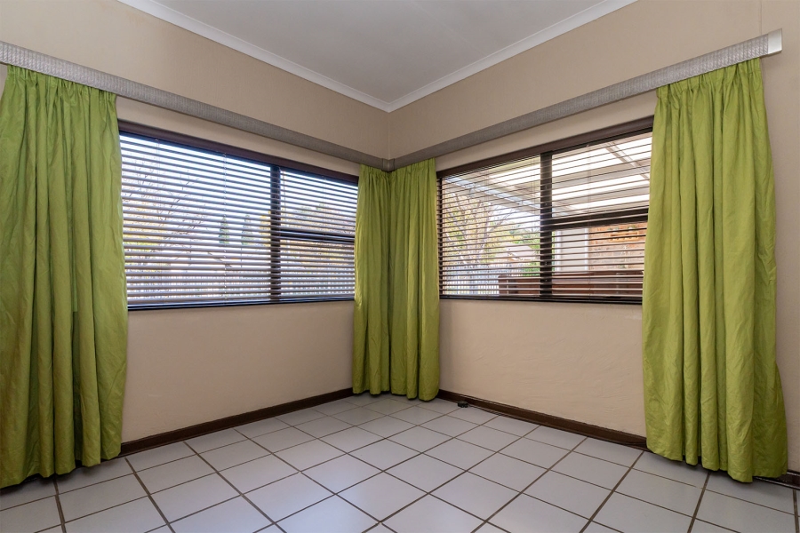 3 Bedroom Property for Sale in Van Riebeeck Park Gauteng