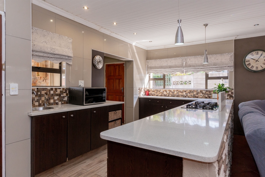 3 Bedroom Property for Sale in Van Riebeeck Park Gauteng