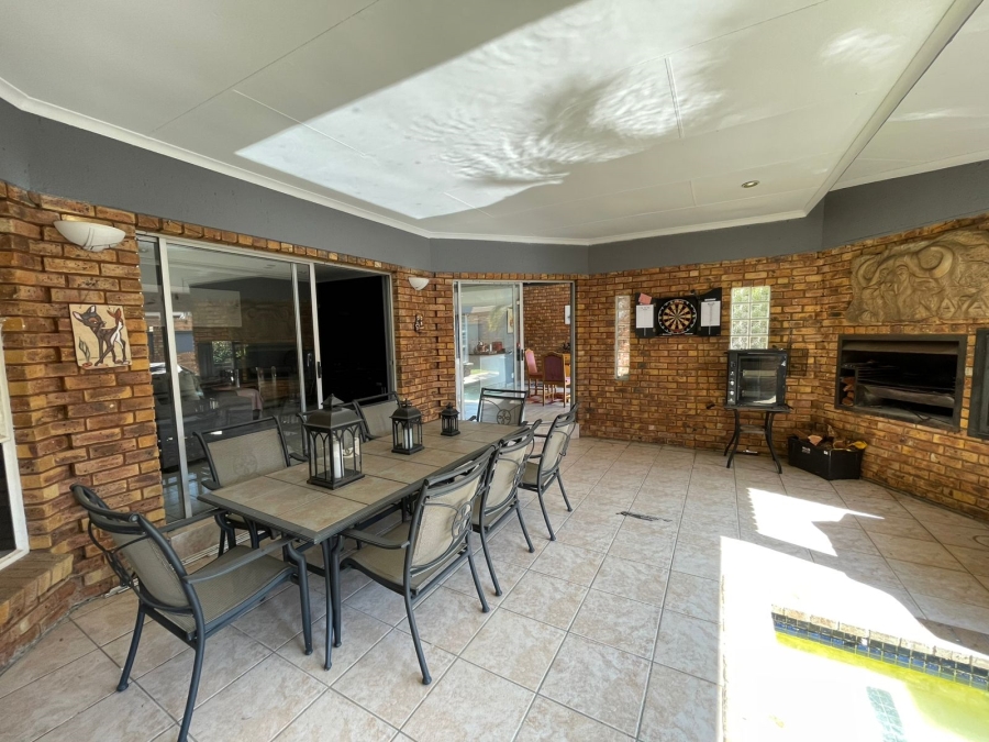 3 Bedroom Property for Sale in Sunward Park Gauteng