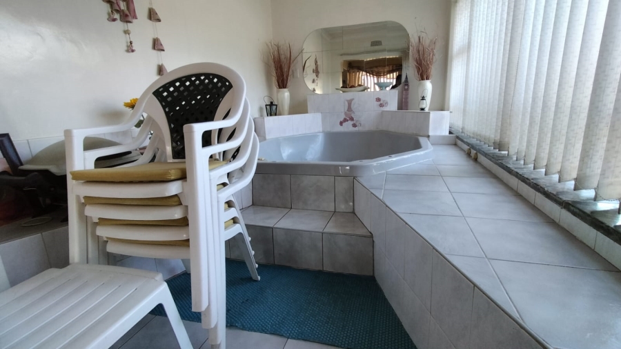 3 Bedroom Property for Sale in Randgate Gauteng