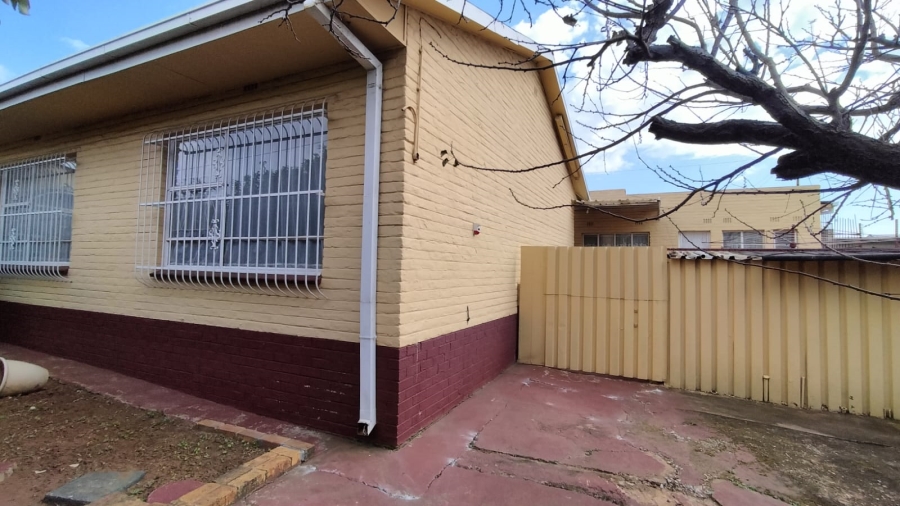 3 Bedroom Property for Sale in Randgate Gauteng