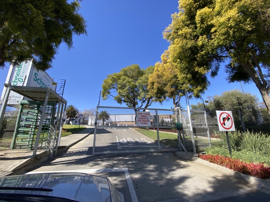 To Let Commercial Property for Rent in Halfway House Gauteng